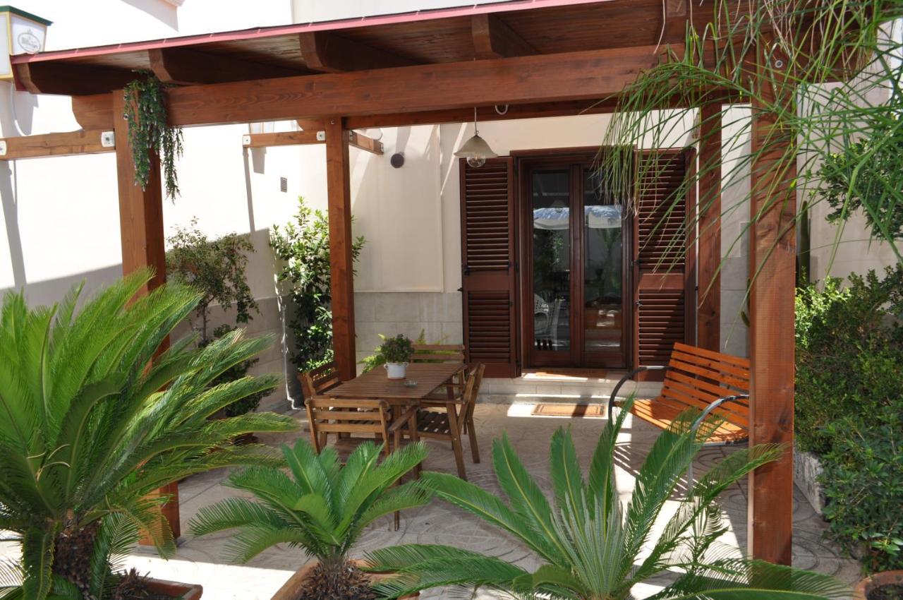 7 Contrade Bed & Breakfast Таранто Екстериор снимка