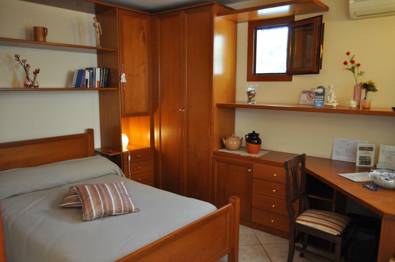 7 Contrade Bed & Breakfast Таранто Екстериор снимка